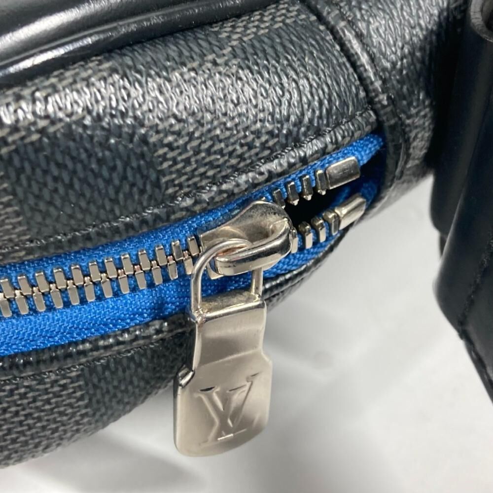 Louis Vuitton Messenger