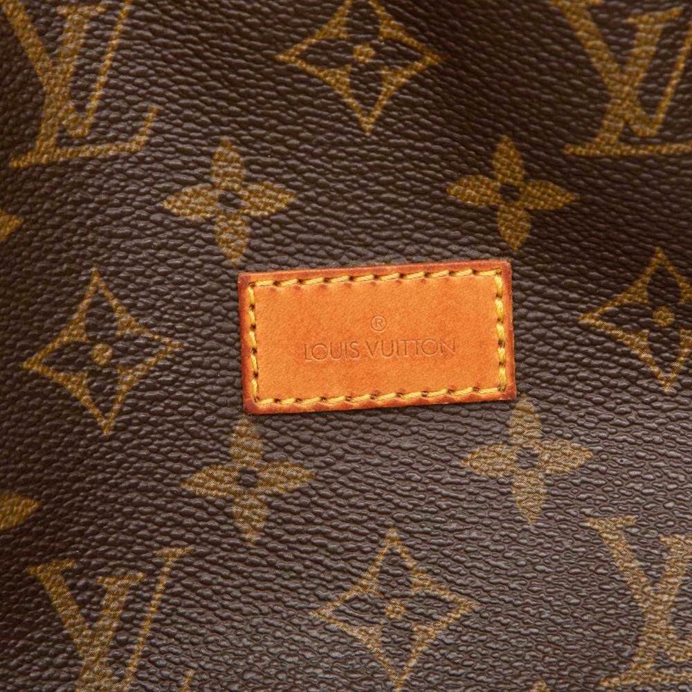 Louis Vuitton Saumur