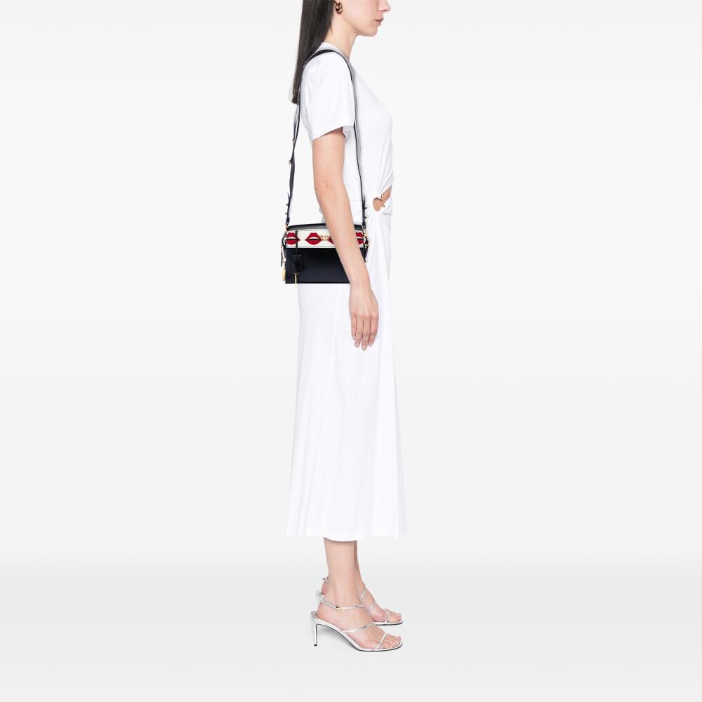 Prada Esplanade