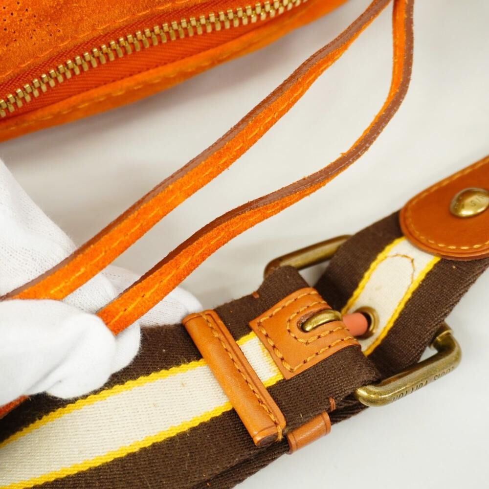 Louis Vuitton Shoulder Bags