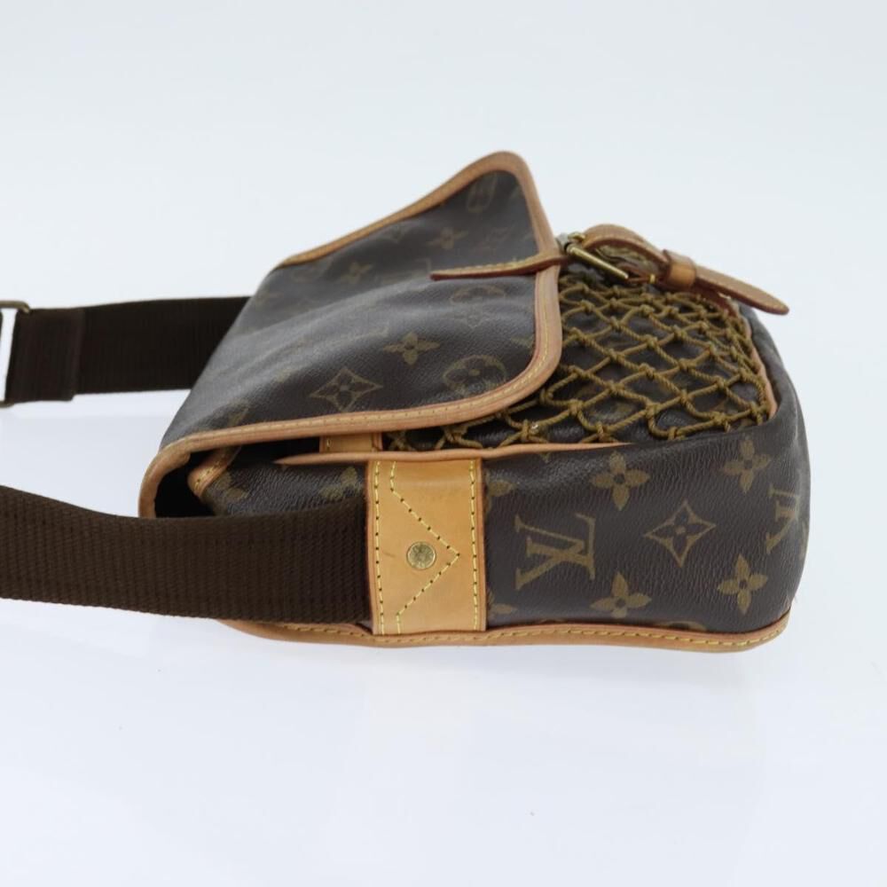Louis Vuitton Saumur
