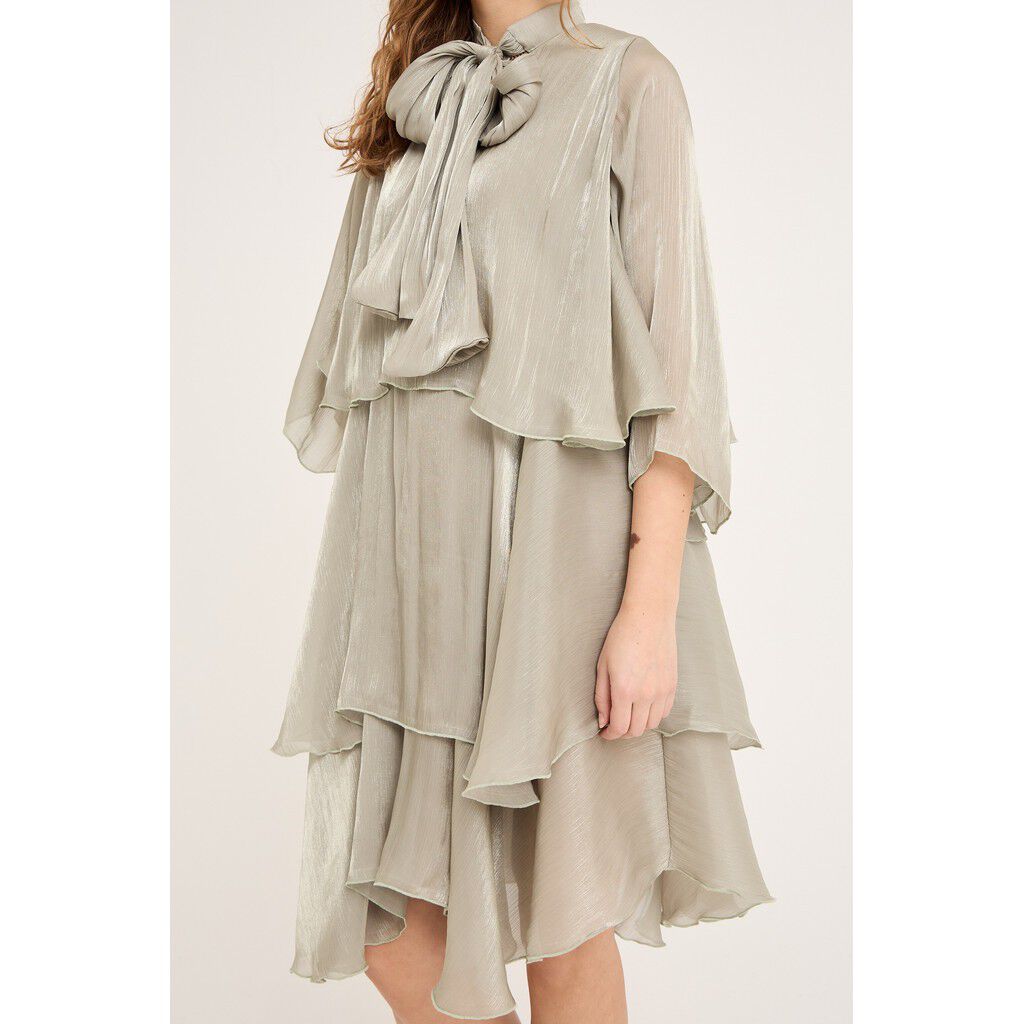 Demi 3/4 sleeve dress