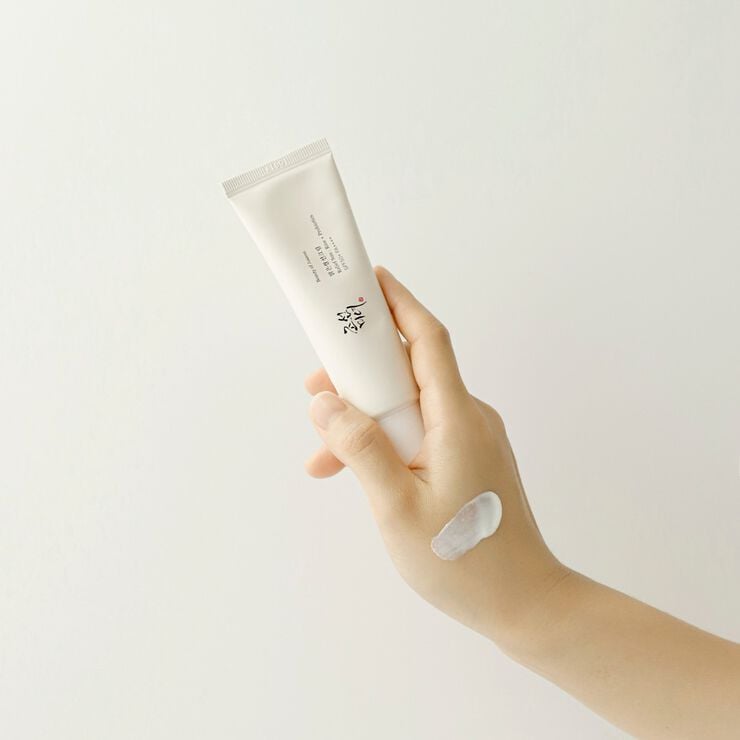 Relief Sun: Rice + Probiotics SPF50+