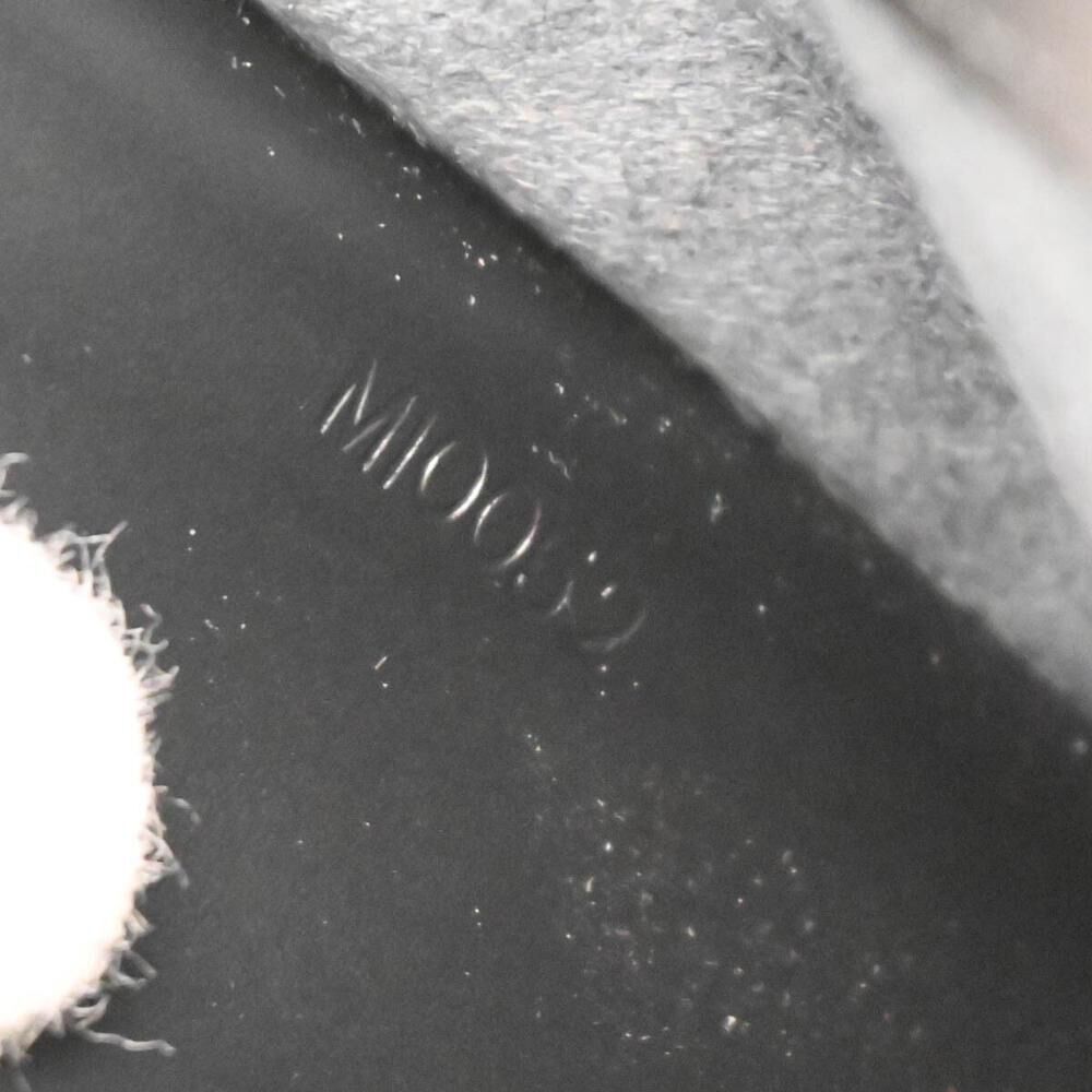 Louis Vuitton Pont Neuf