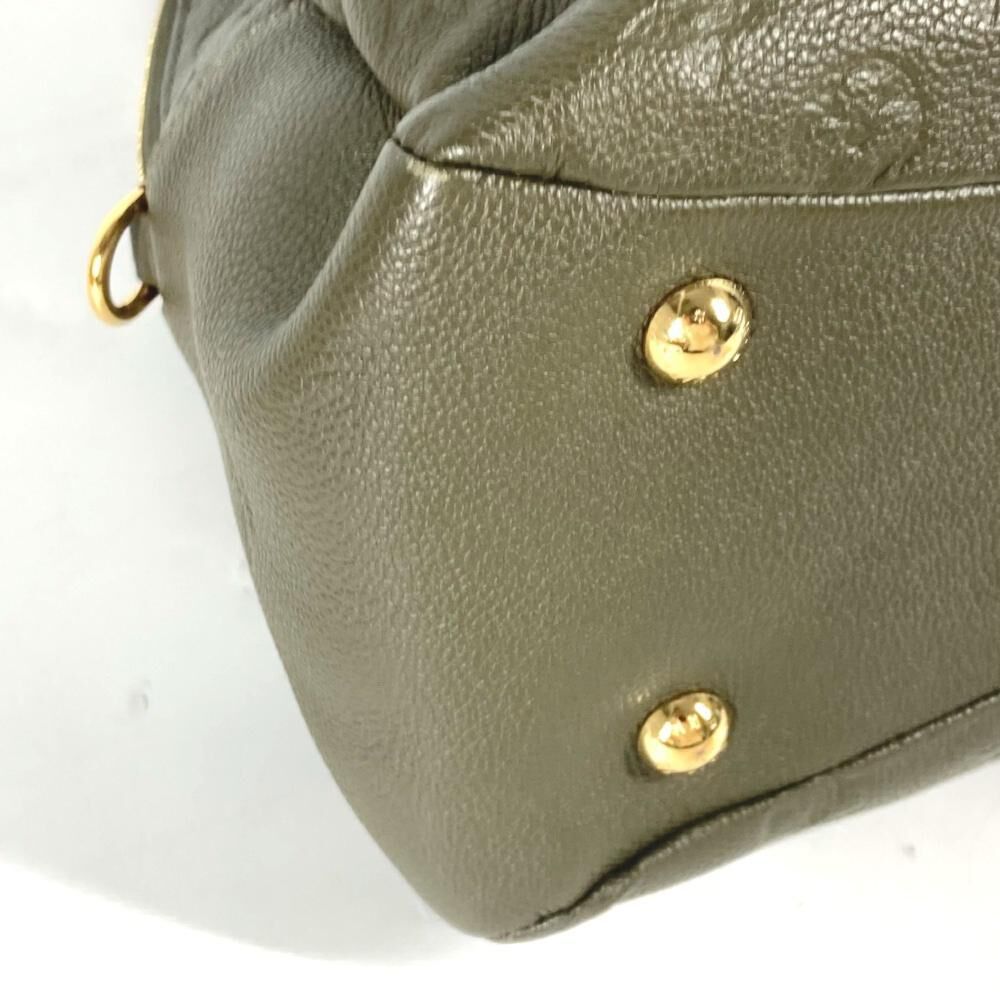 Louis Vuitton Shoulder Bags