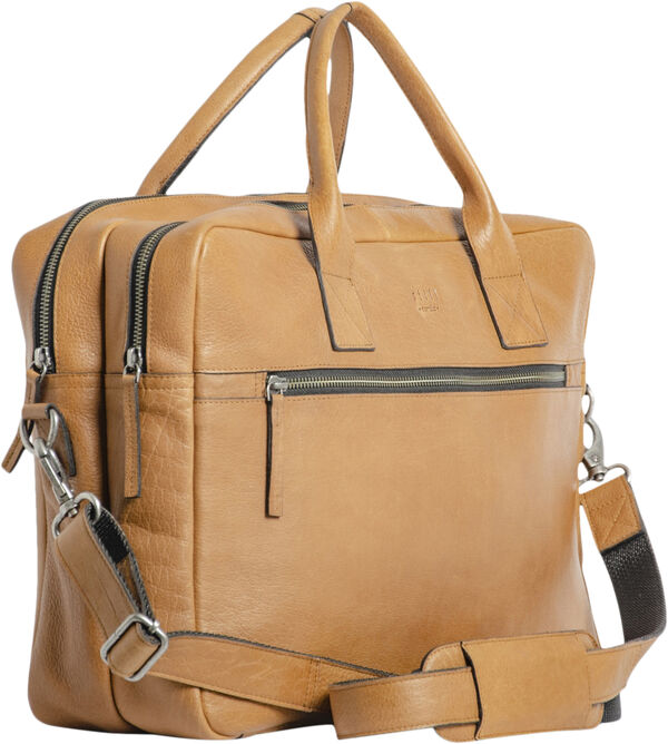 Clean brief 2 room 15