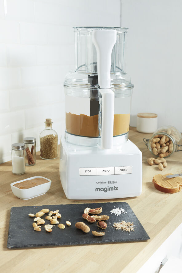 "Foodprocessor CS 5200 XL 1100 watt Hvit"