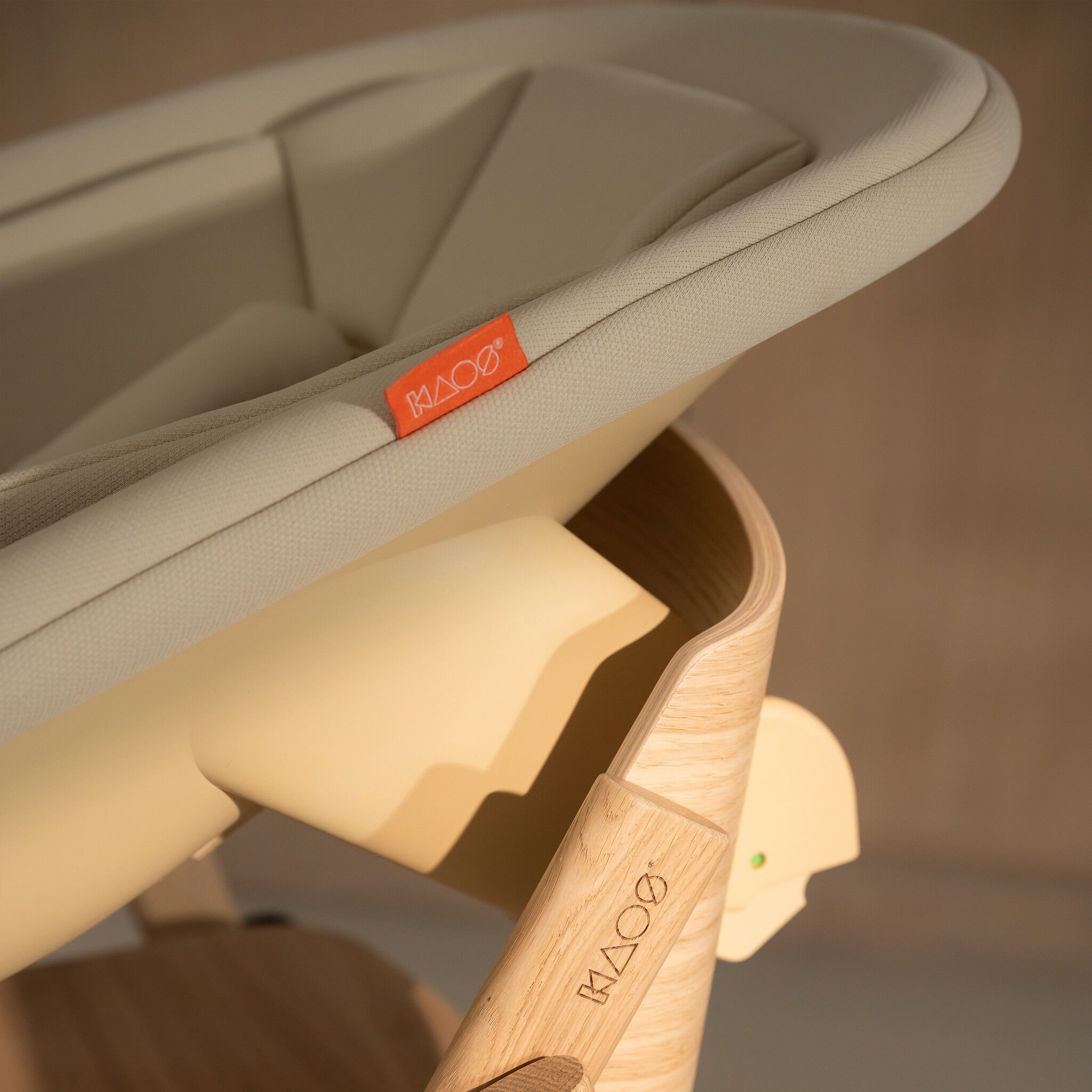 KAOS KLAPP&reg; Newborn Seat