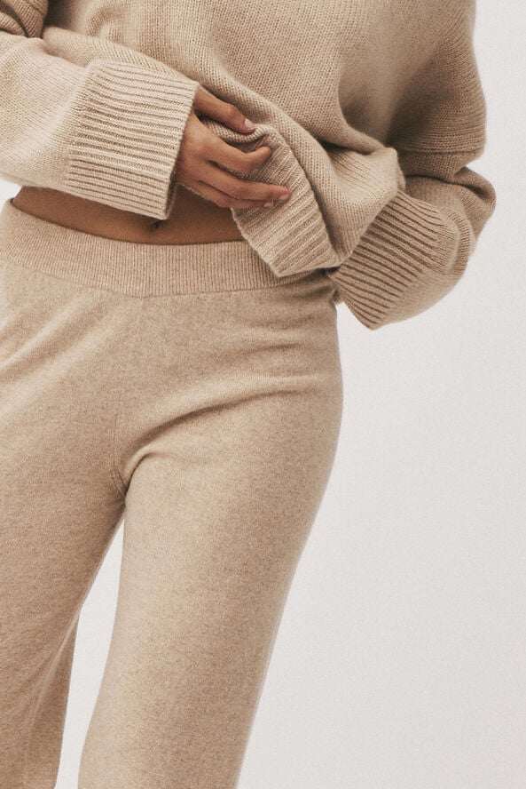 Classic 8 - 100% Cashmere