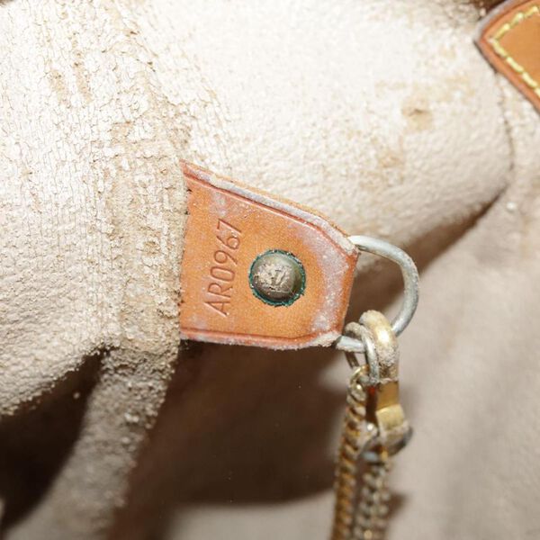 Louis Vuitton Shoulder Bags