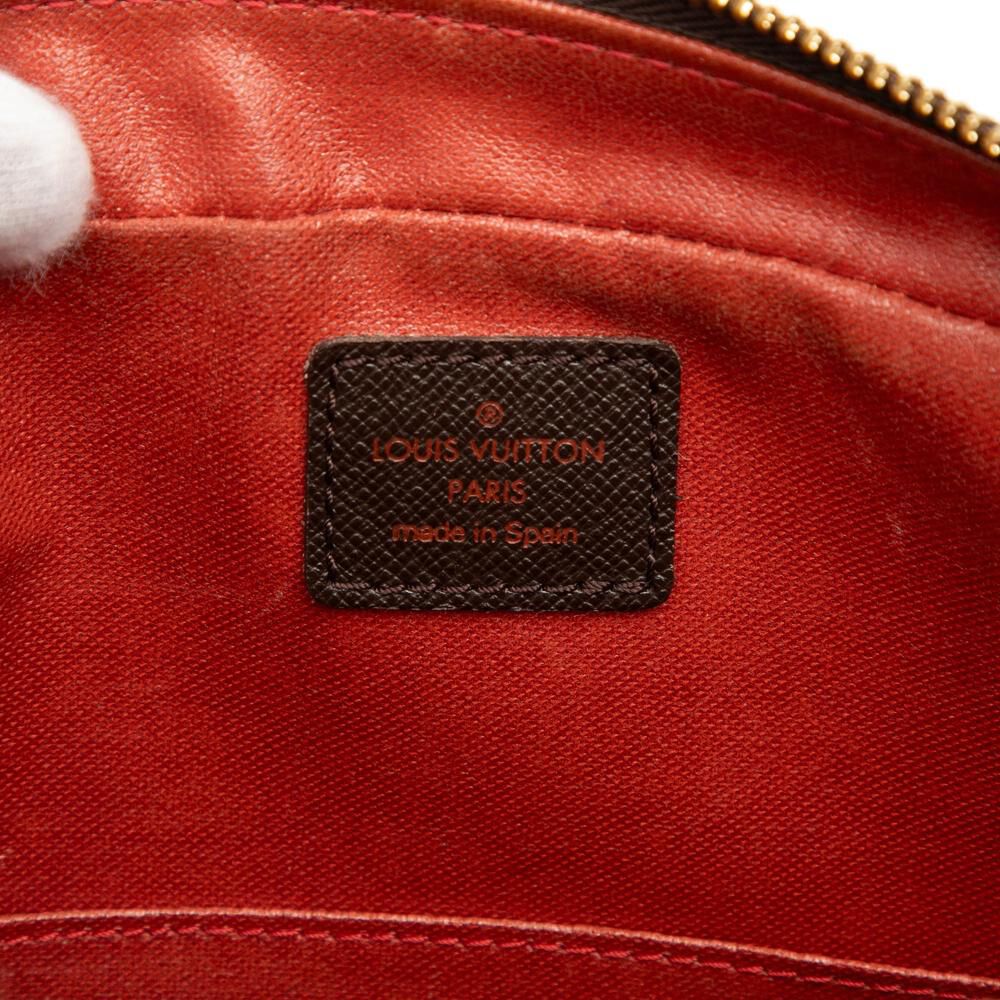 Louis Vuitton Trousse Toilette