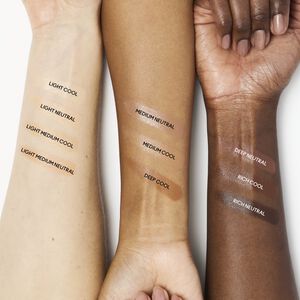 MAC PRO LIP ERASE-MEDIUM 15ML/. 48OZ