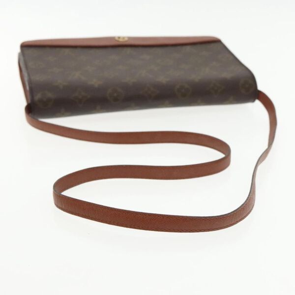 Louis Vuitton Shoulder Bags