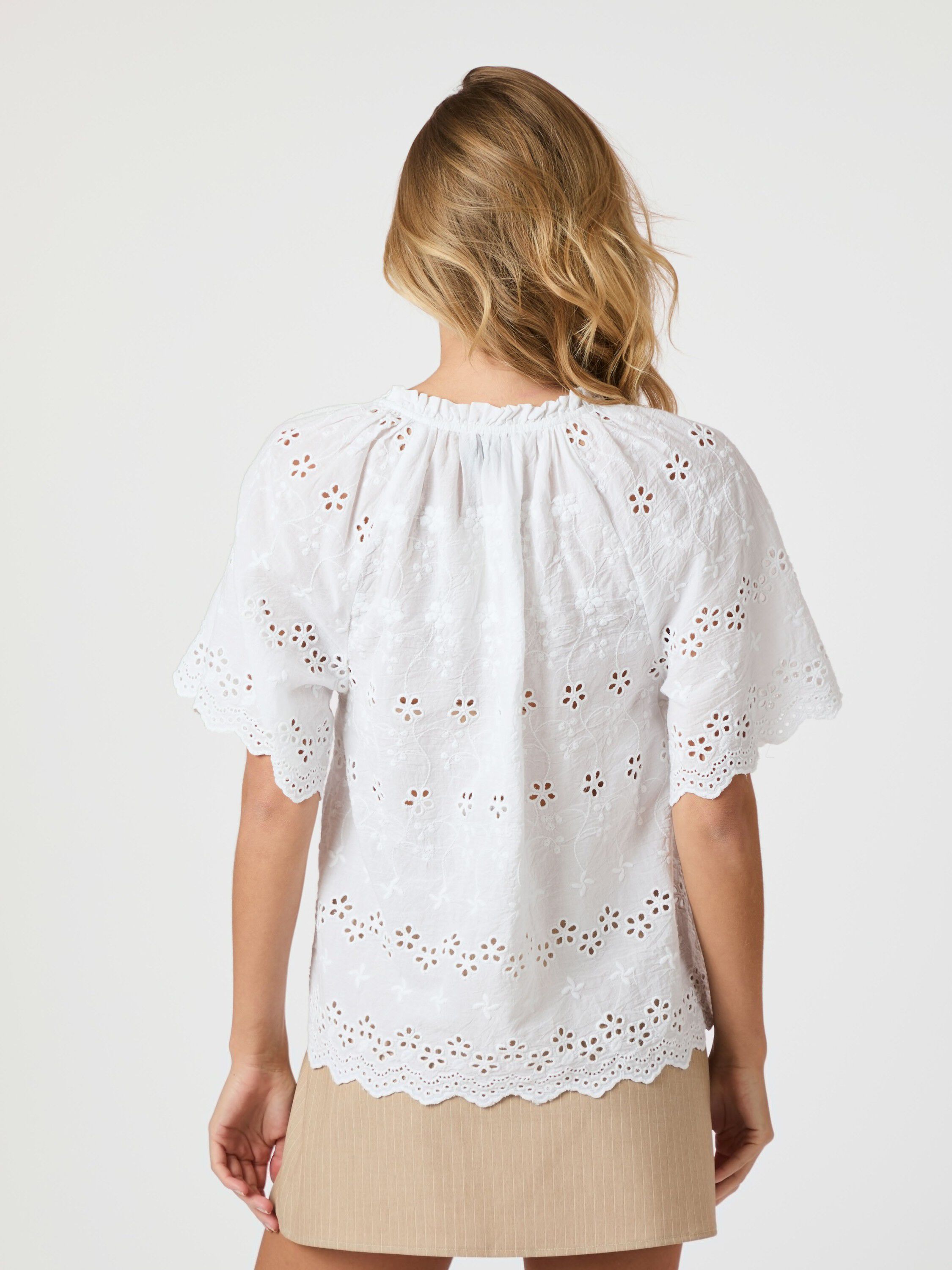 Odet Embroidery Blouse