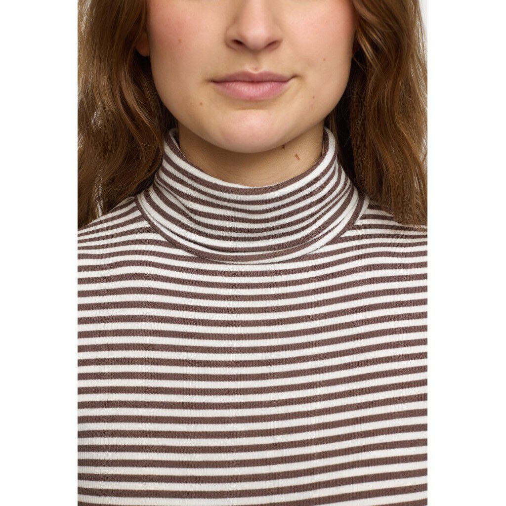 SRFenja Stripe Rollneck Top