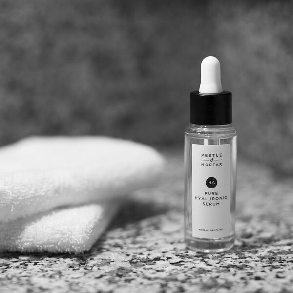 PESTLE & MORTAR Pure Hyaluronic Serum 30ml