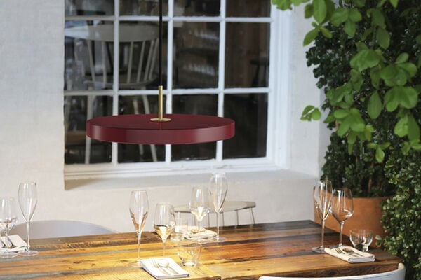 Asteria ruby red Ø 43x 14 cm, 2. 7m cordset