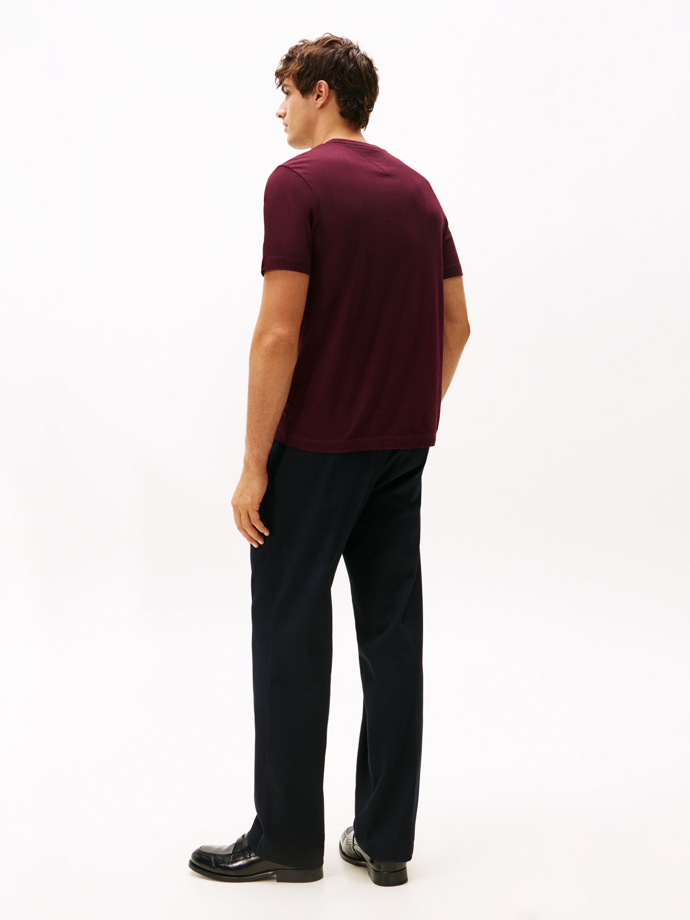 ESS SEASONAL REG FIT SOLID TEE