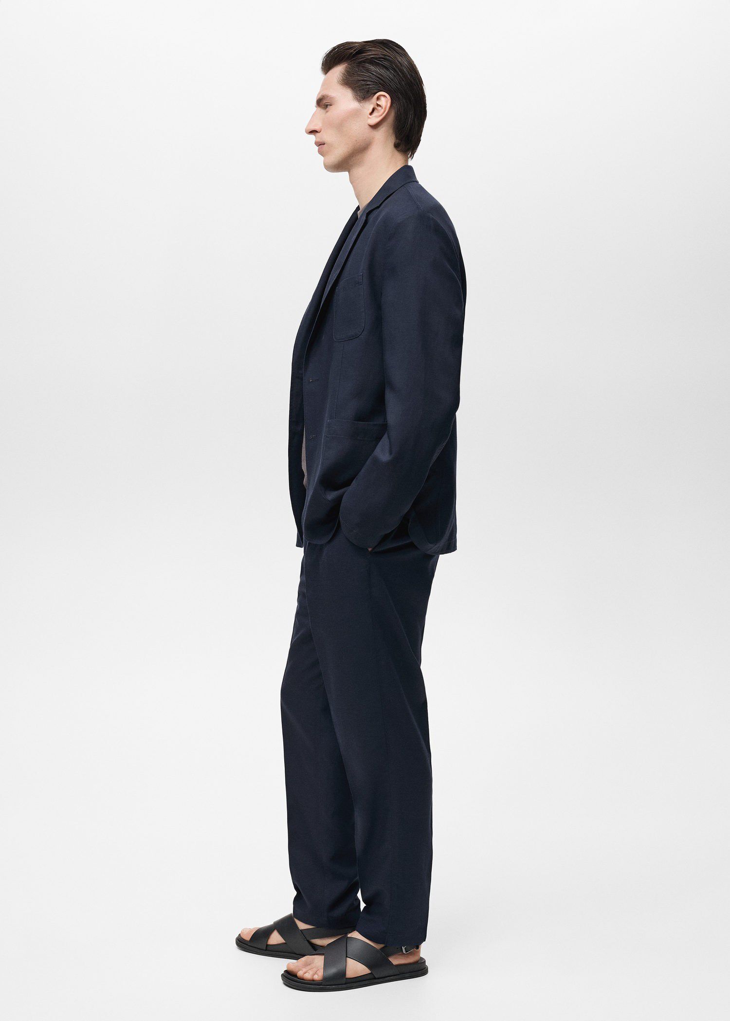 Regular-fit linen trousers