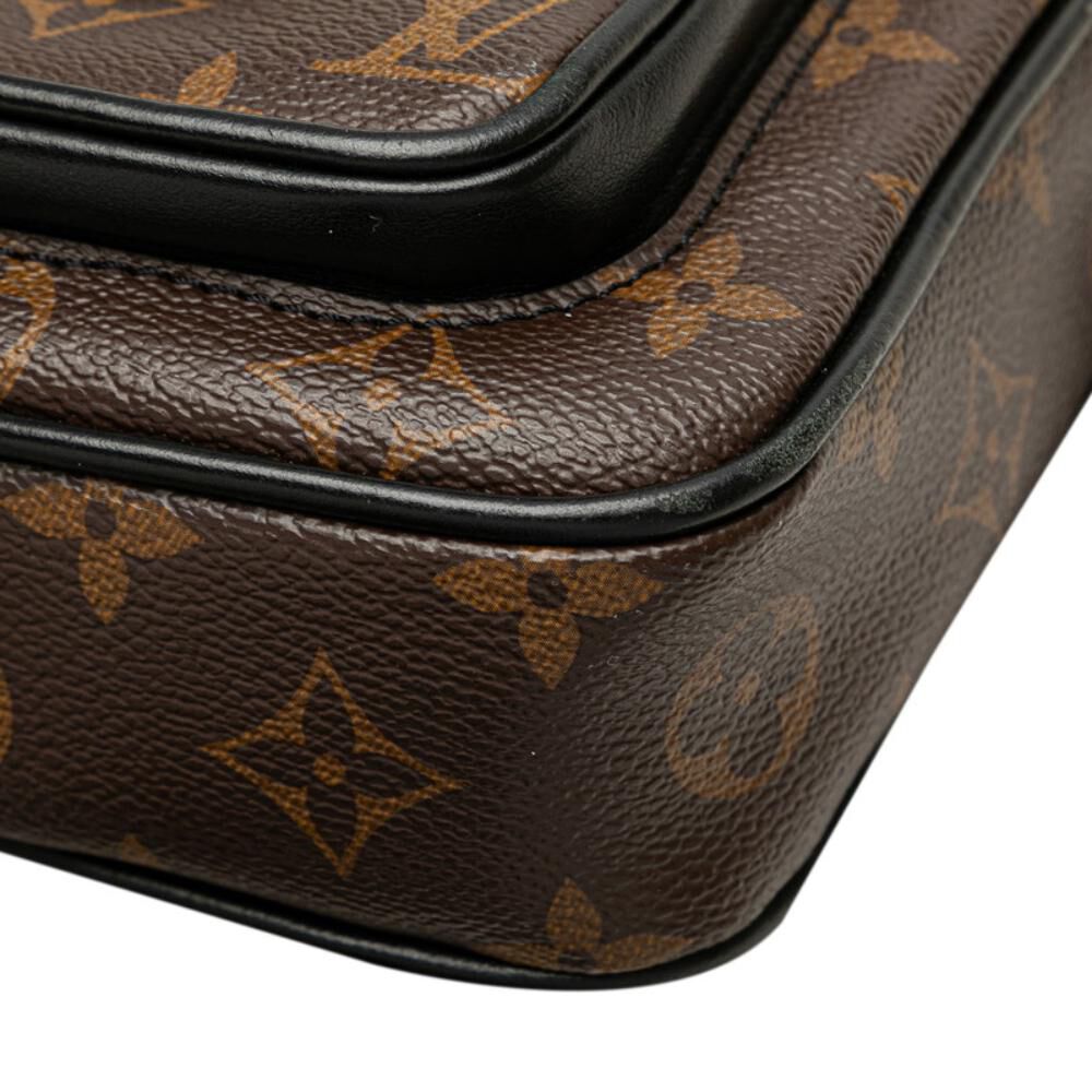 Louis Vuitton Shoulder Bags