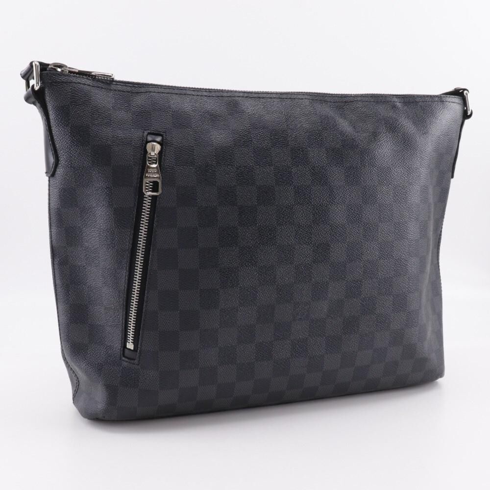 Louis Vuitton Shoulder Bags