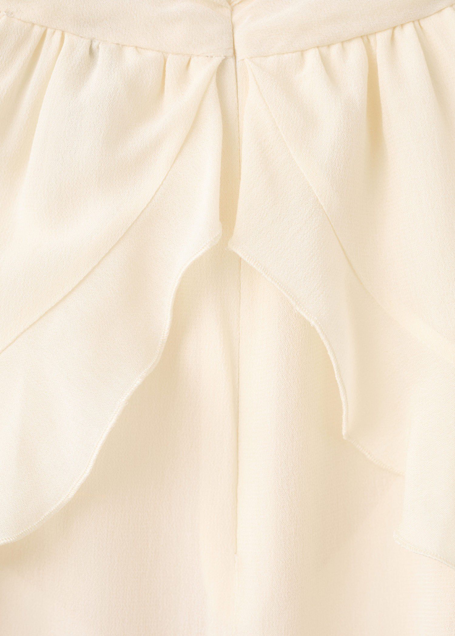 Turtleneck ruffled blouse