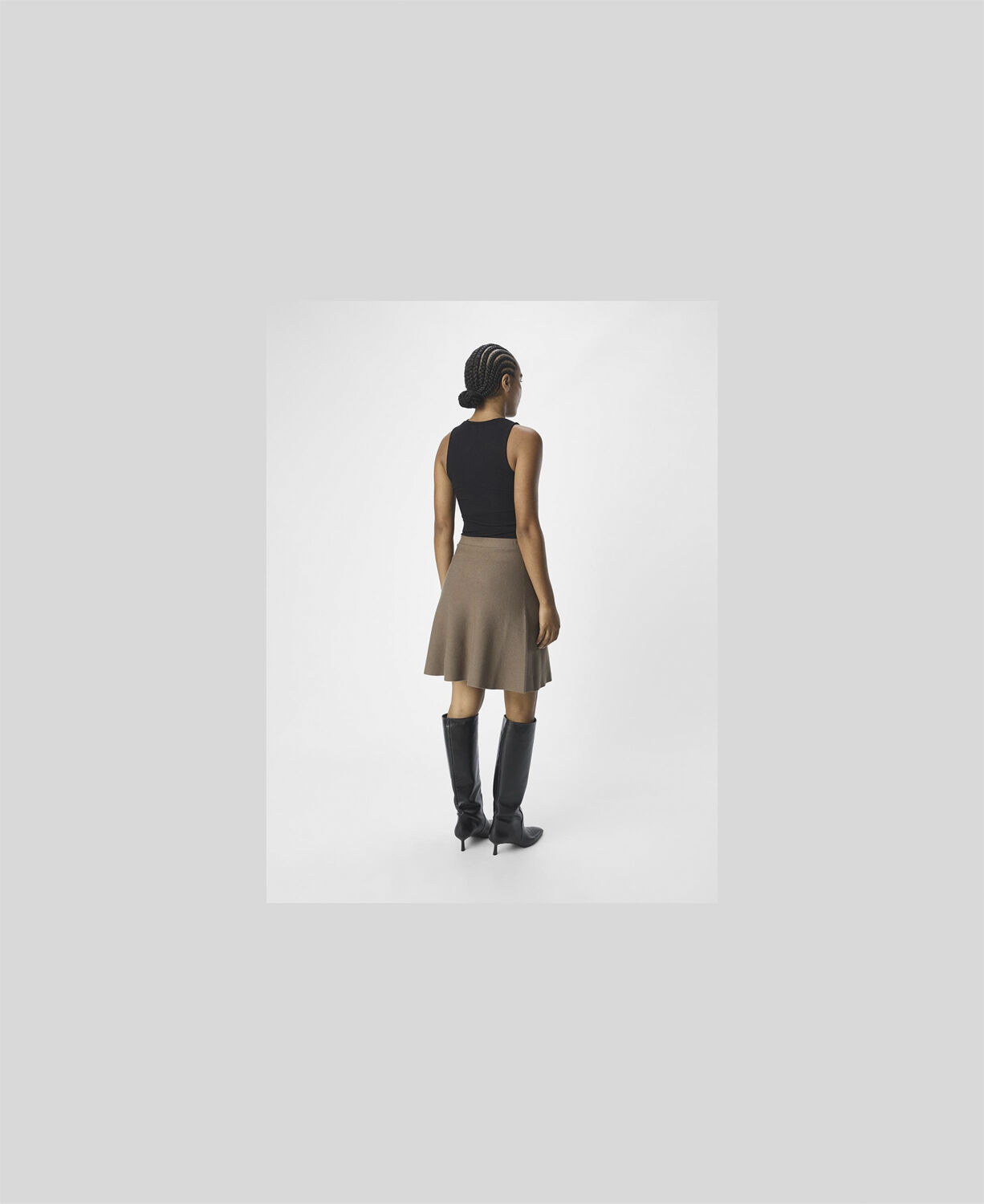 Objreynard Hw Short Knit Skirt Noos