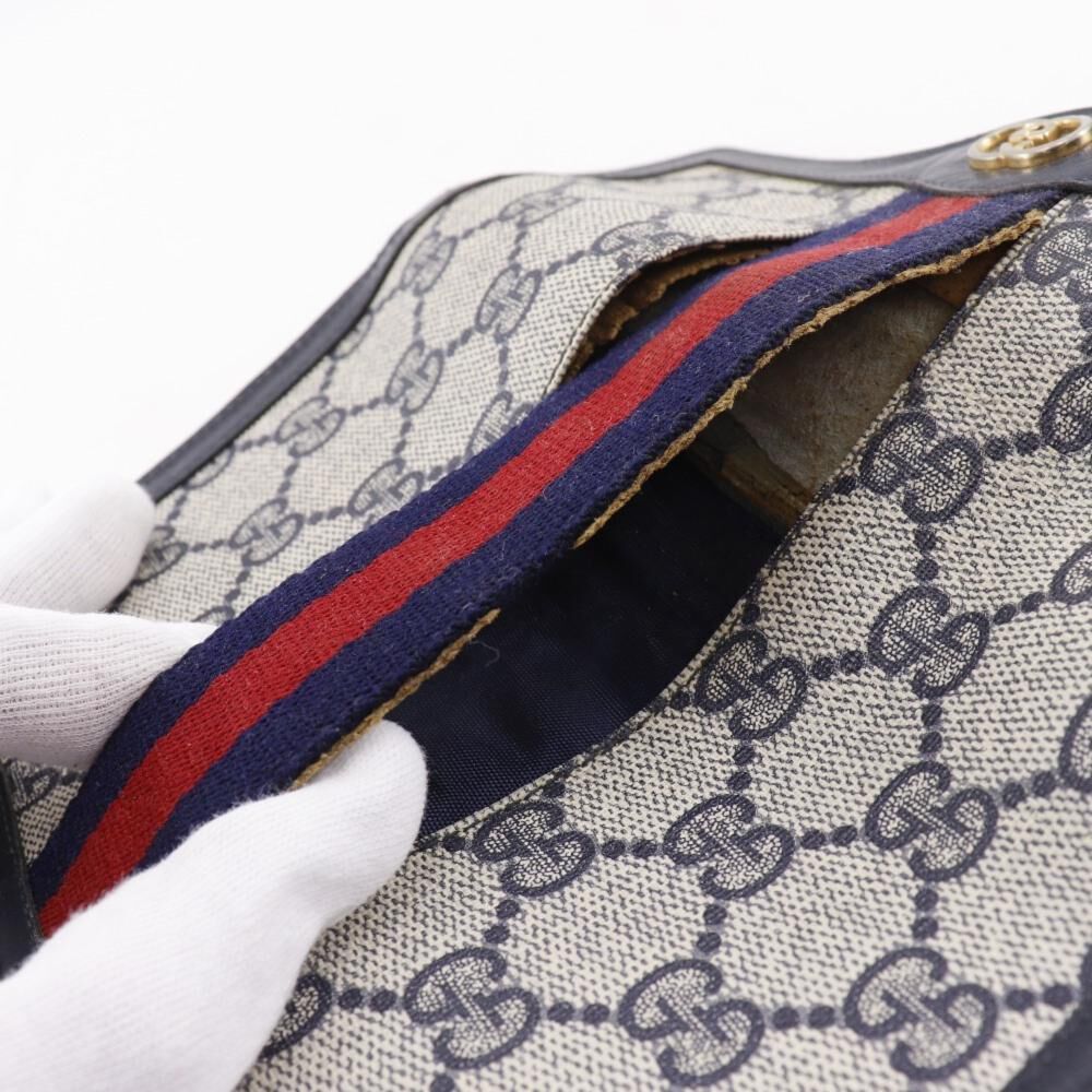 Gucci Pouch