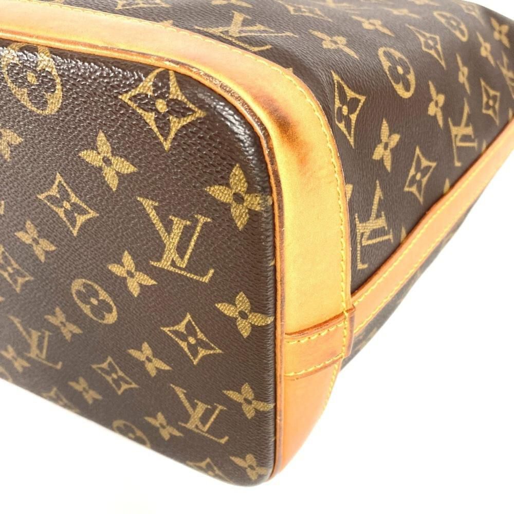 Louis Vuitton Shoulder Bags