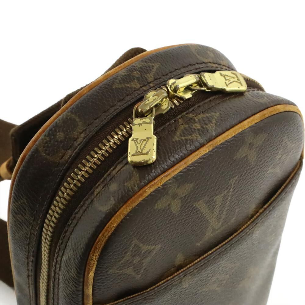 Louis Vuitton Shoulder Bags