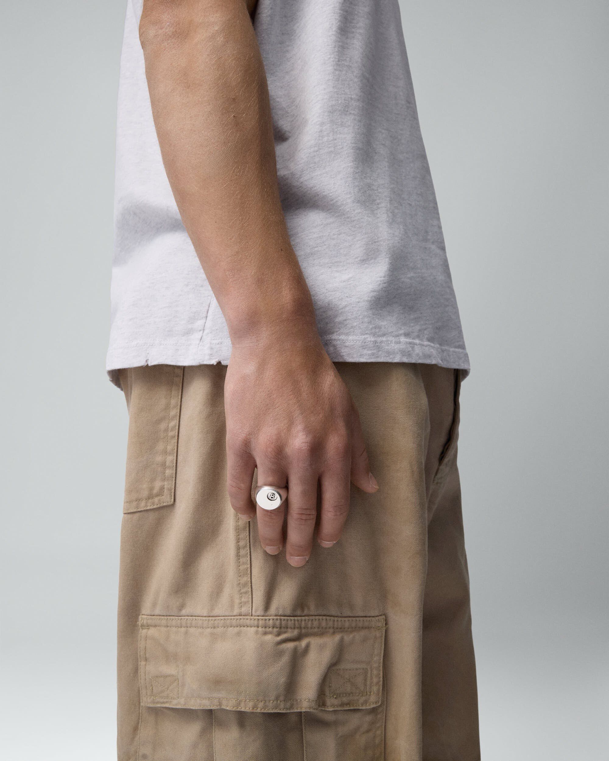 8 ball Ring