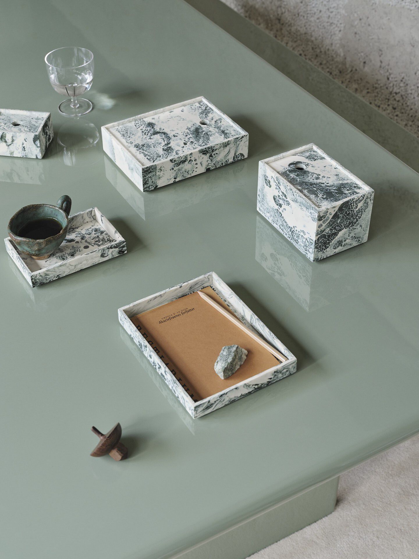 Mist Box - 7,5 x 10 - Emerald Off-white