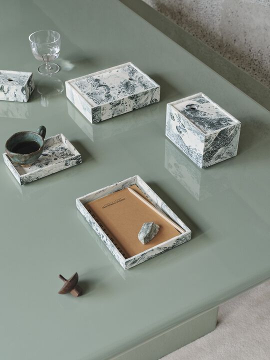 Mist Box - 7,5 x 10 - Emerald Off-white