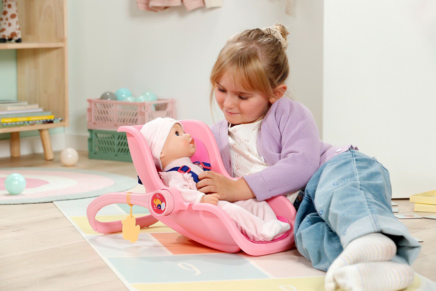 Baby Born autostol