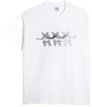 Tee | Different in the end