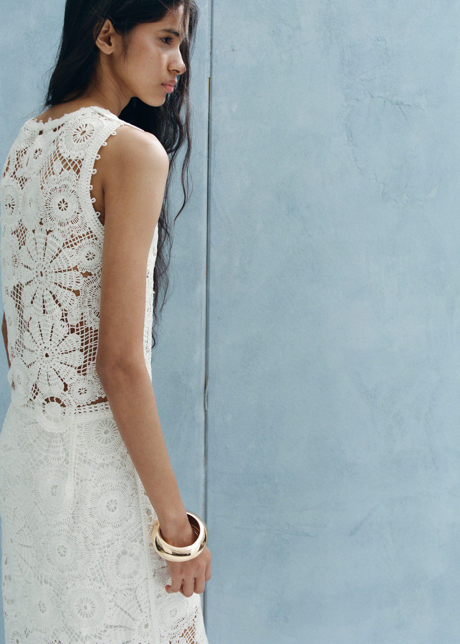 Embroidered top with openwork detai