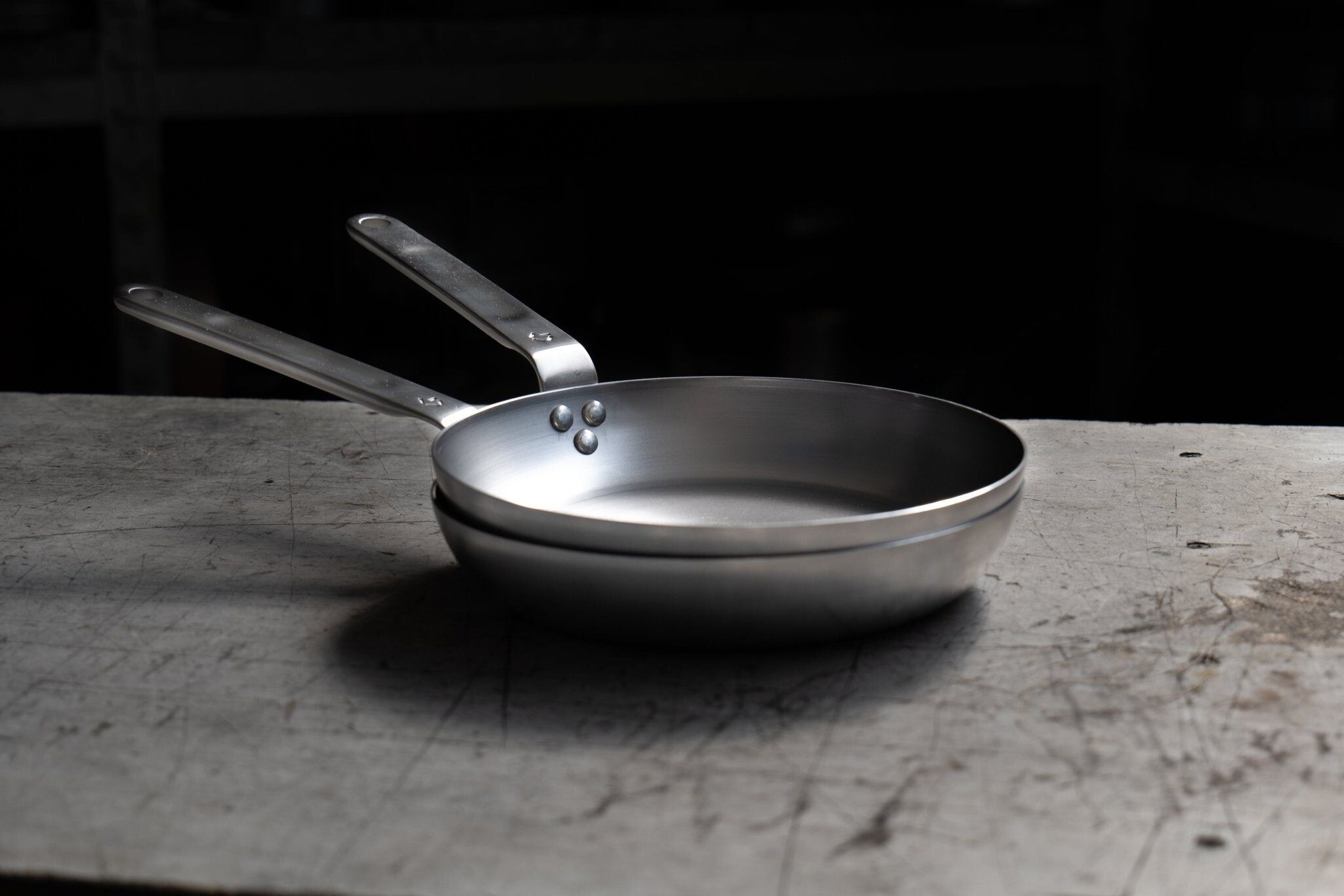 Stegepande - carbonst&aring;l - 24 cm