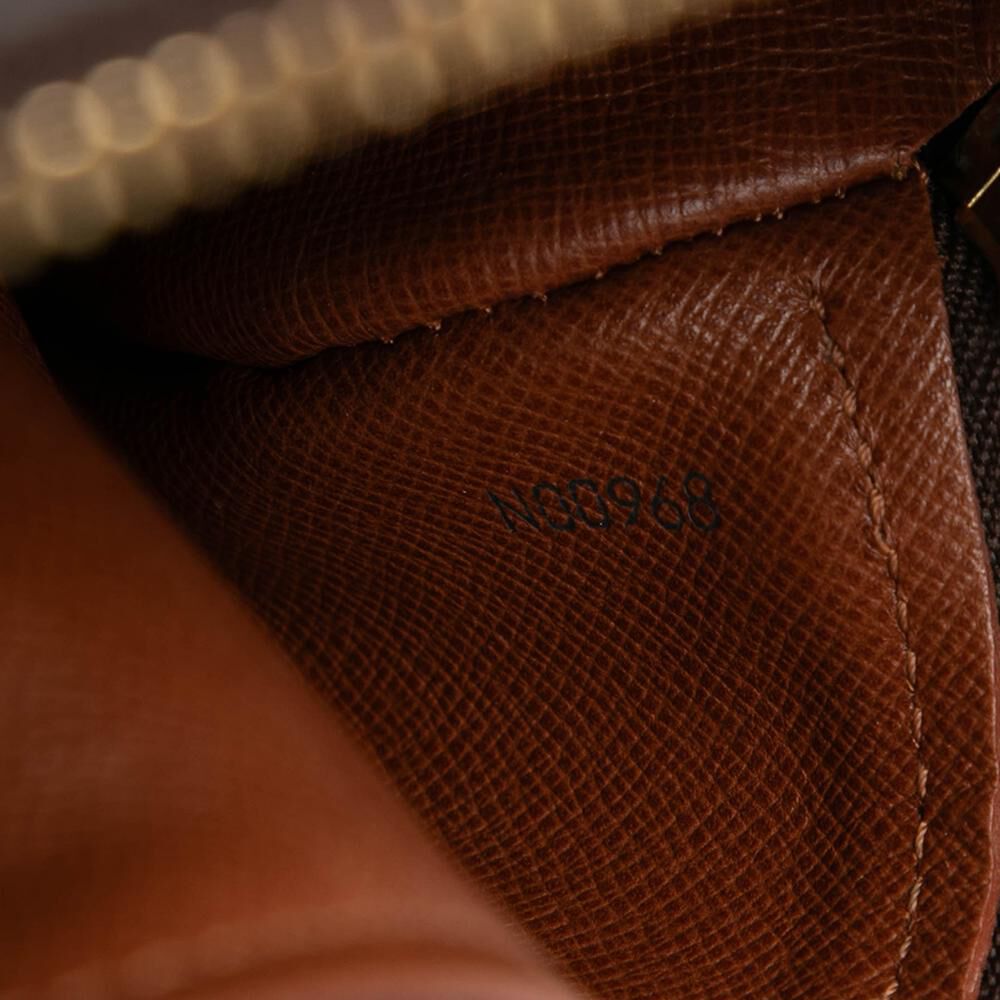 Louis Vuitton Papillon