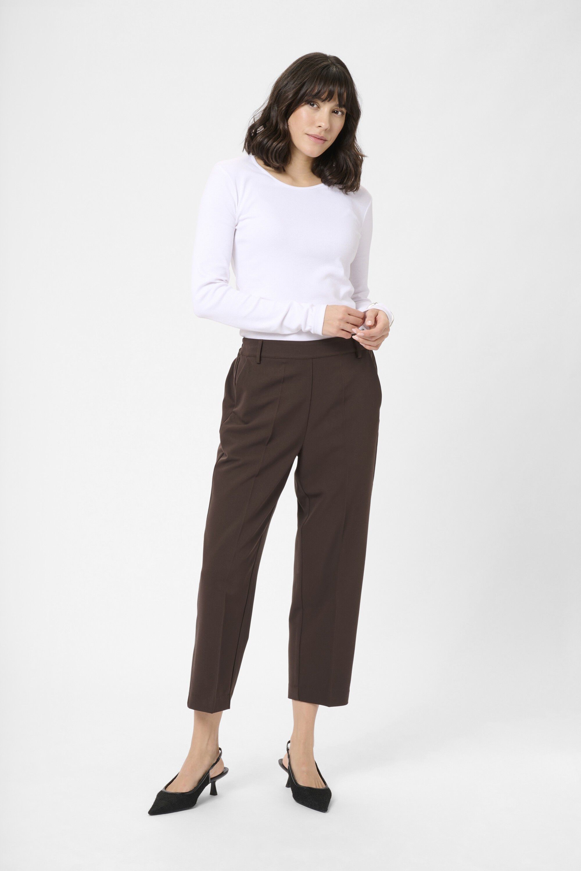 KAsakura HW Cropped Pants