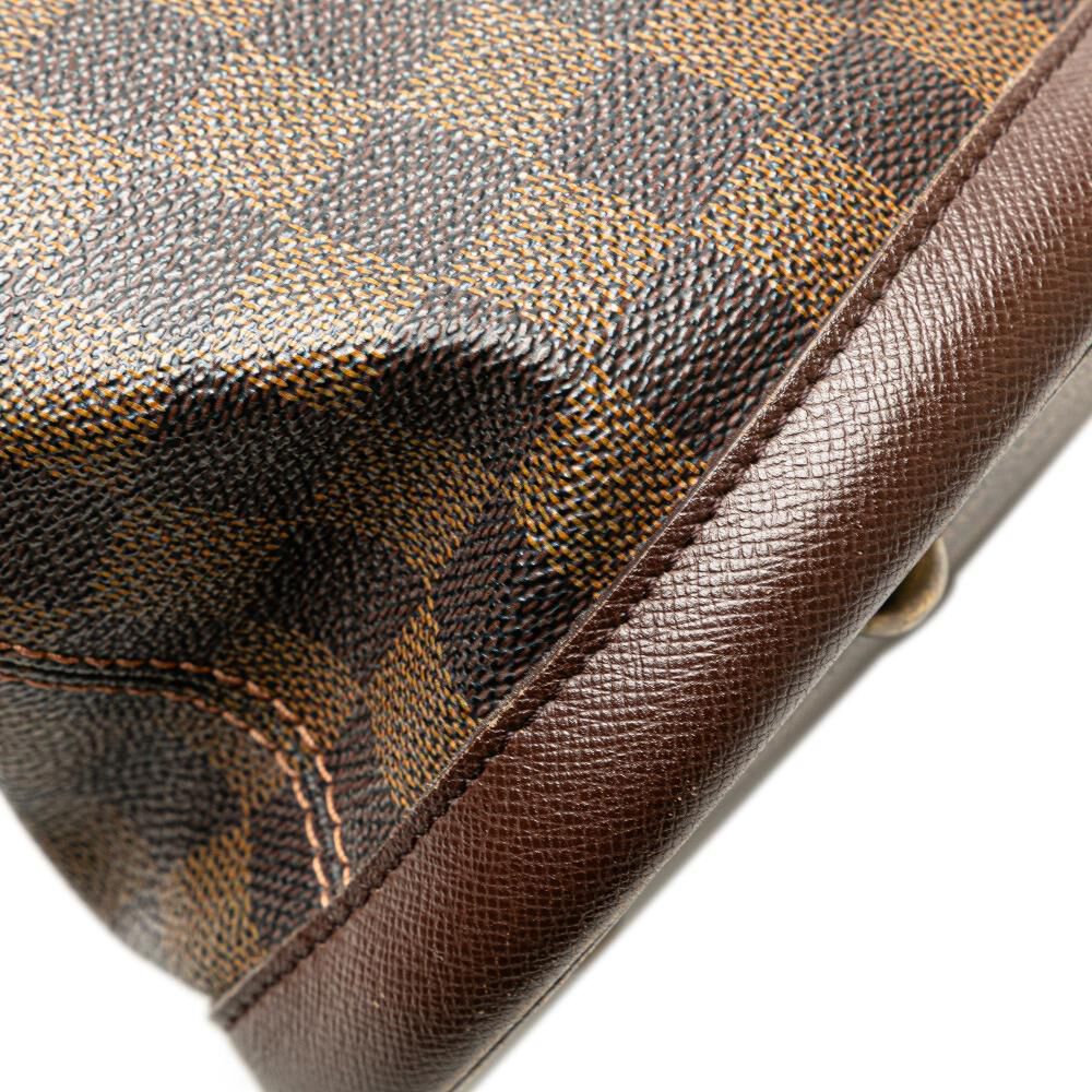 Louis Vuitton Marais