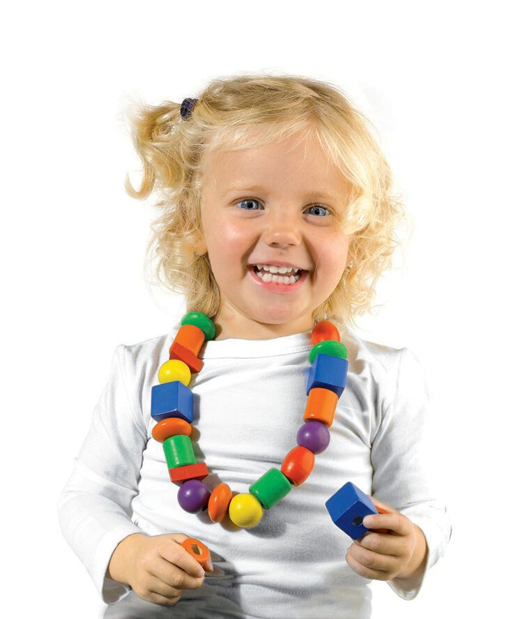 SES Creative - Jeg lærer at tråde perler