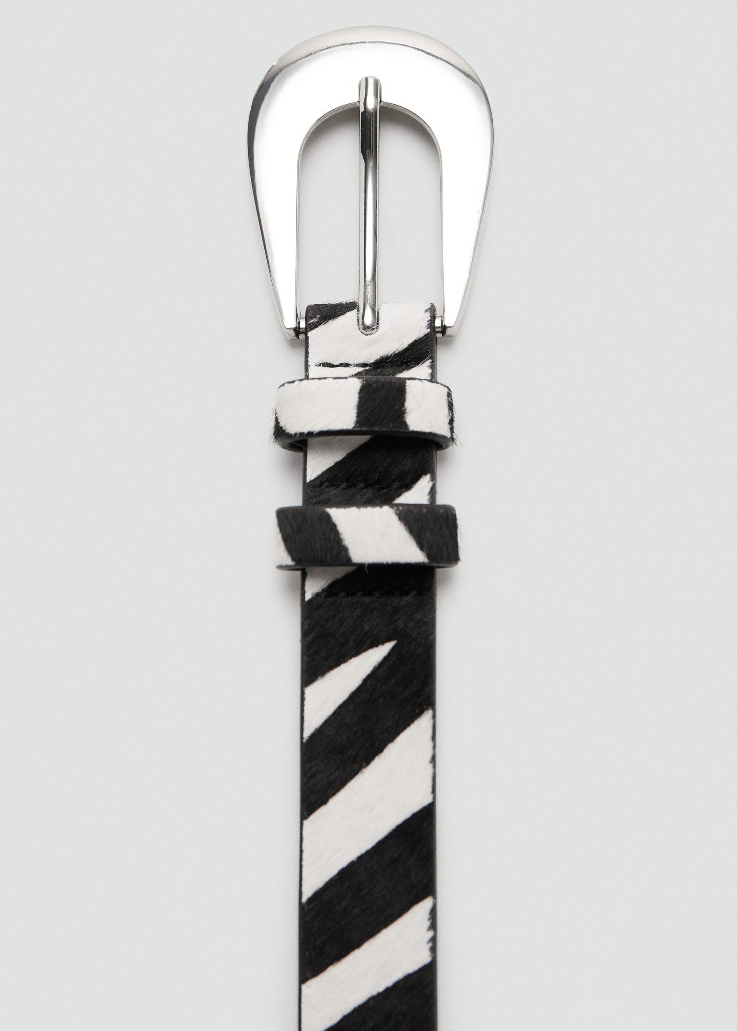 Zebra-print fur belt