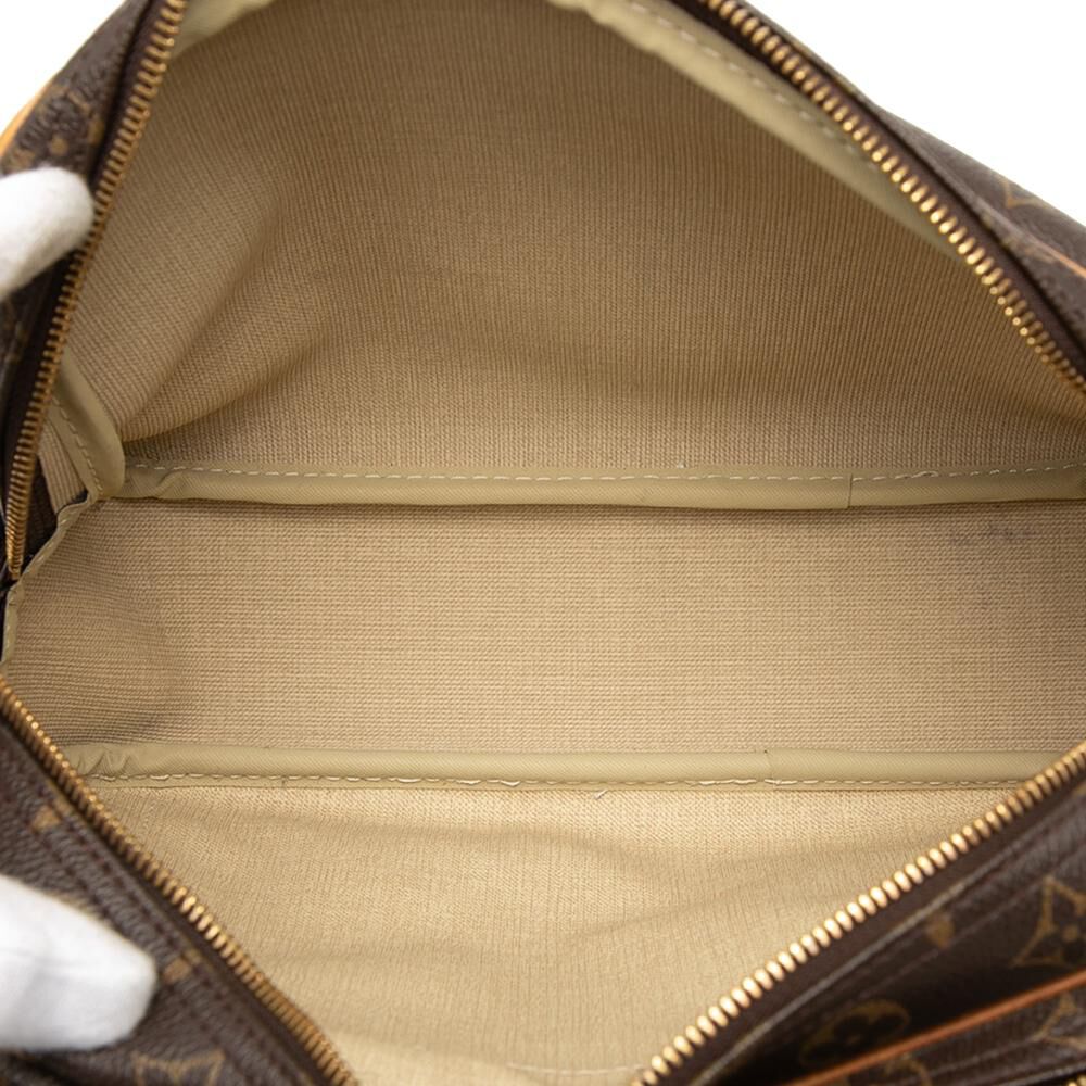 Louis Vuitton Reporter