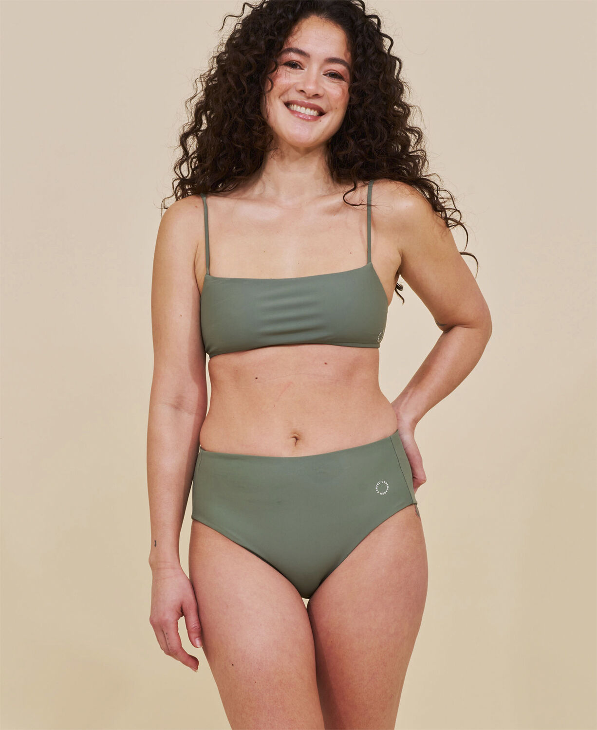 Ubud h&ouml;gmidjade bikinitrosa