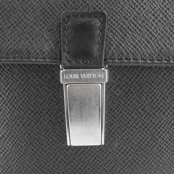 Louis Vuitton Yaranga