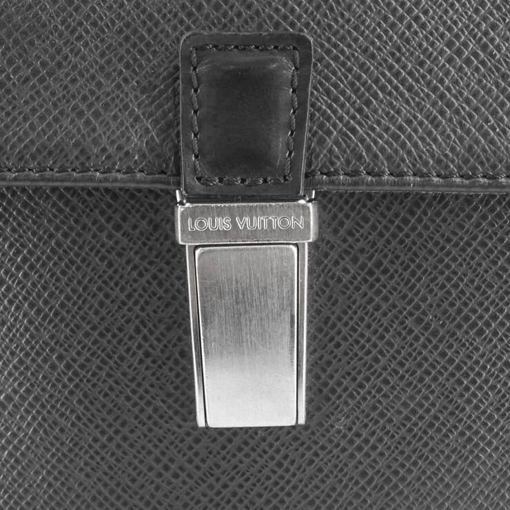 Louis Vuitton Yaranga