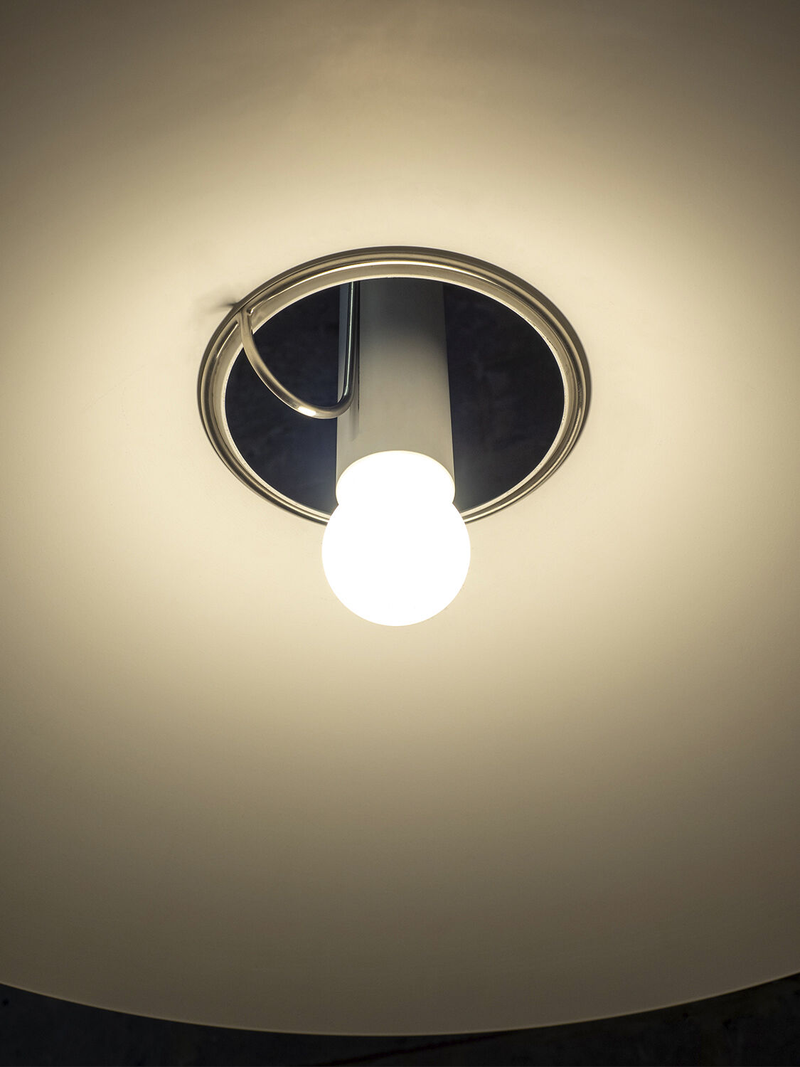 Hook pendant small Black