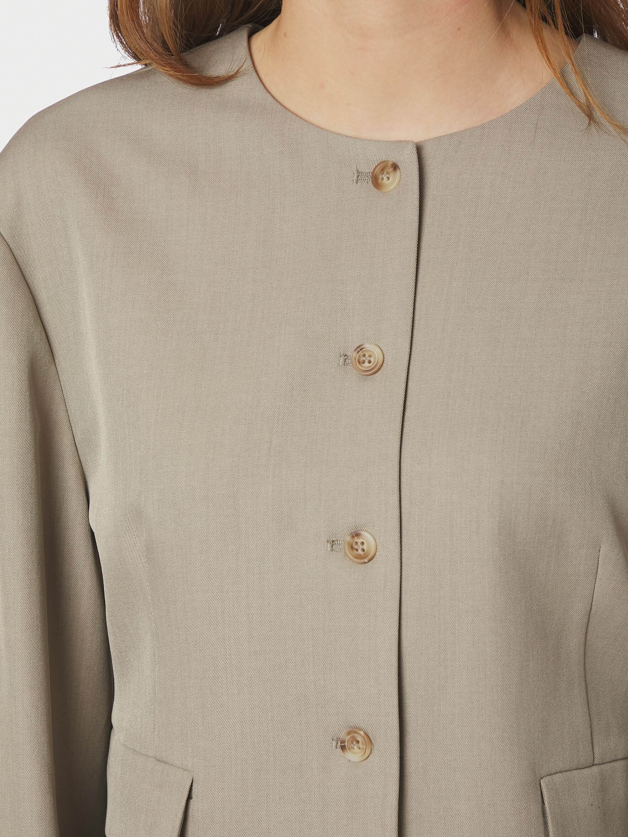 Aranti Structure Curve Jacket