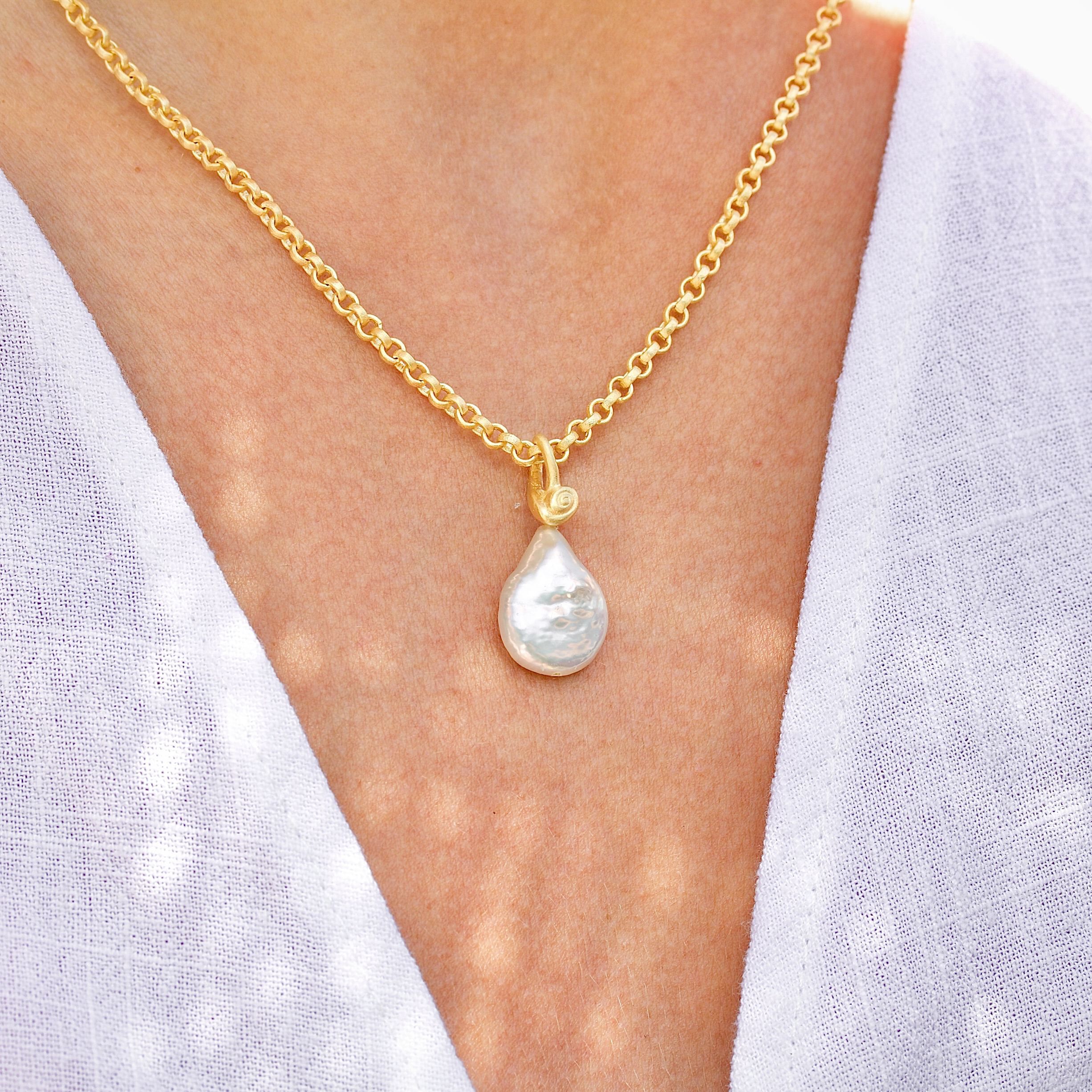 Paloma Pearl Necklace