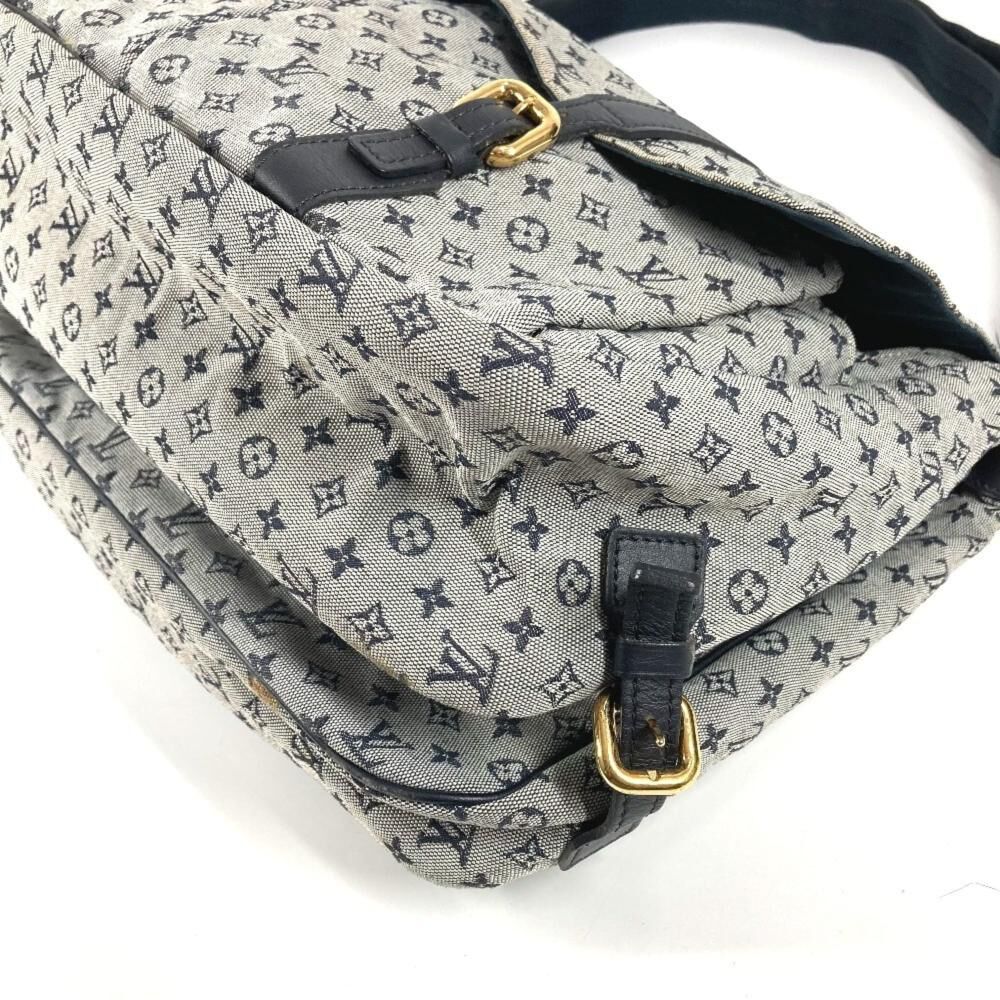 Louis Vuitton Crossbody Bag